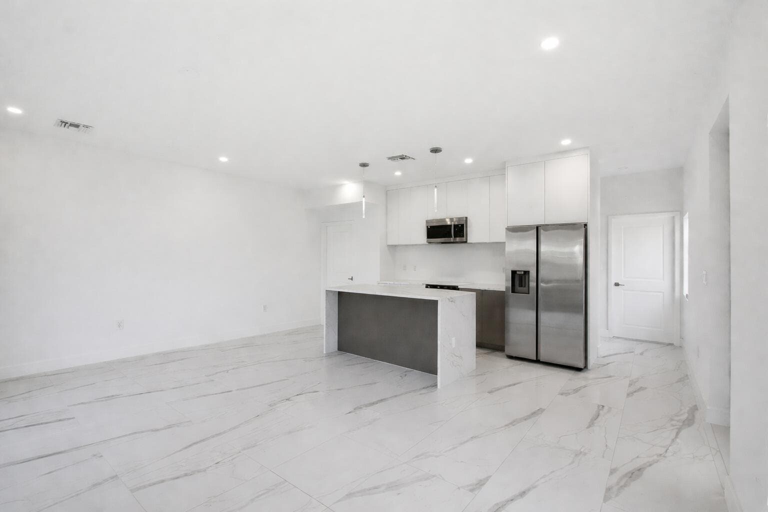 1548 NW 1st Avenue, Pompano Beach FL 33060 photo 4