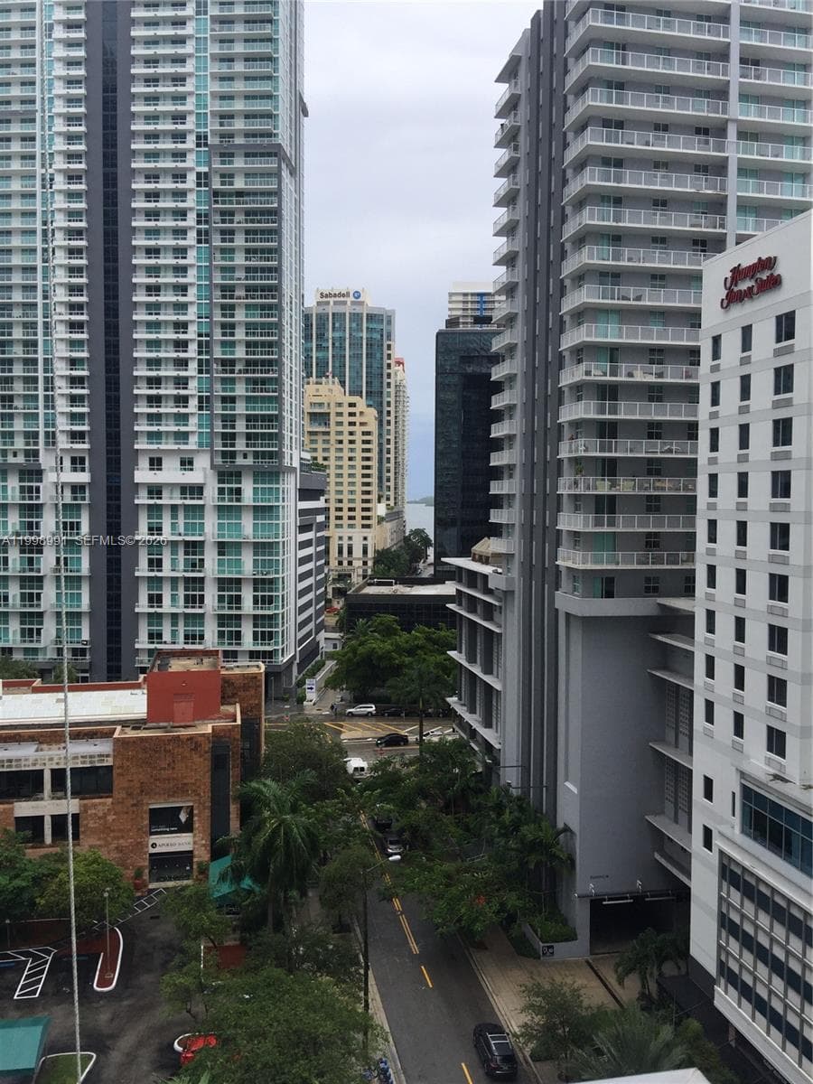 79 SW 12th St, Miami FL 33130