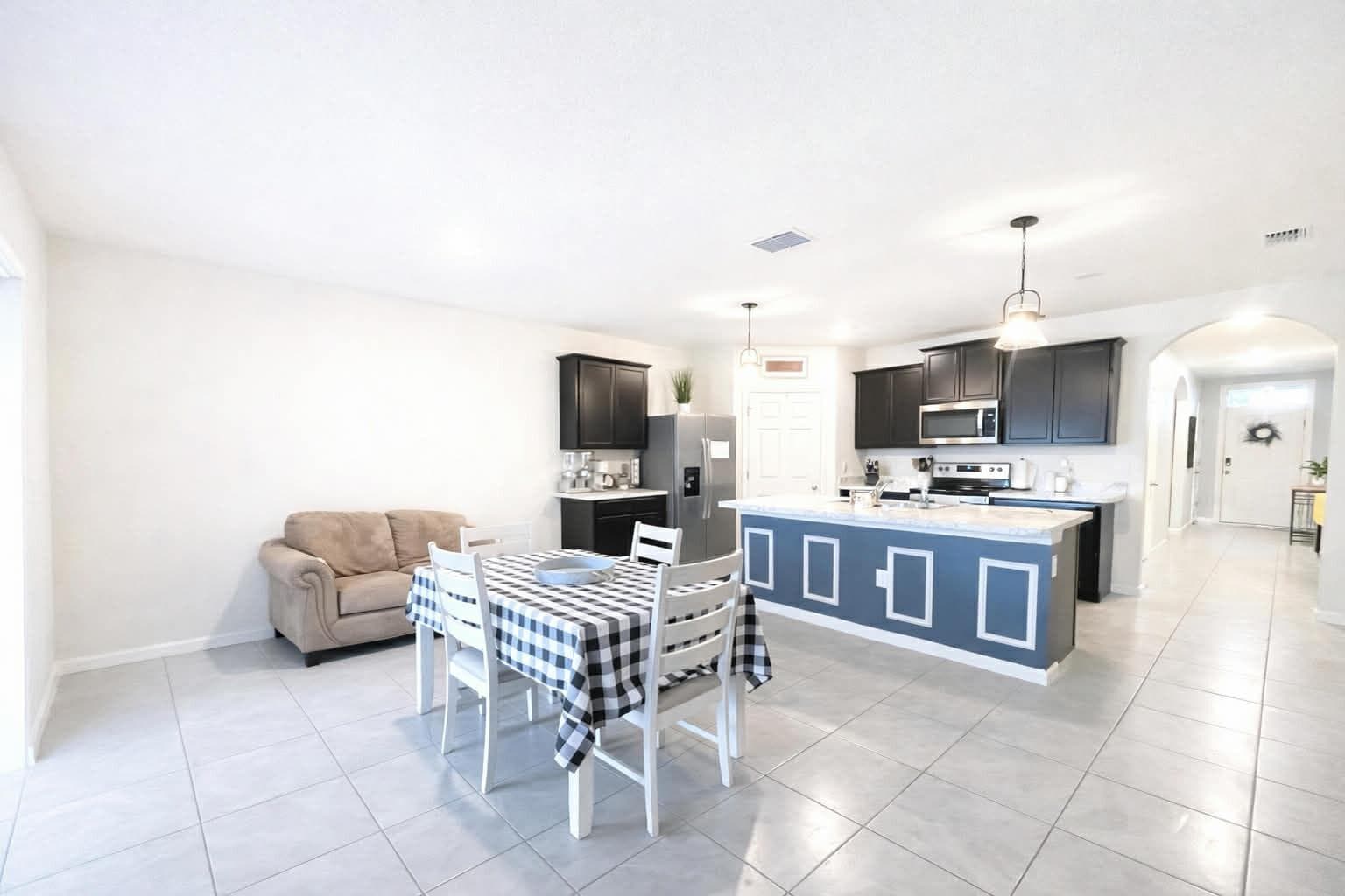 1040 SW Canary Terrace, Port St. Lucie FL 34953 photo 5