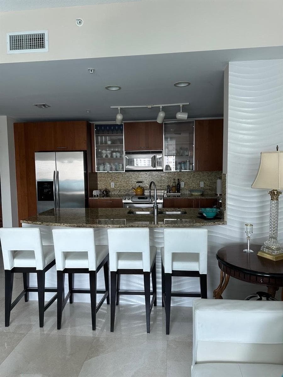 1945 S Ocean Drive # 609, Hallandale Beach FL 33009 photo 4