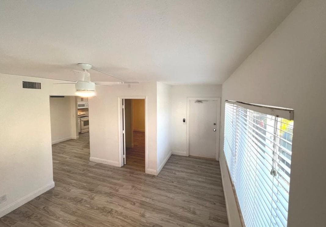 1060 Crystal Lake Drive # 101, Deerfield Beach FL 33064 photo 4