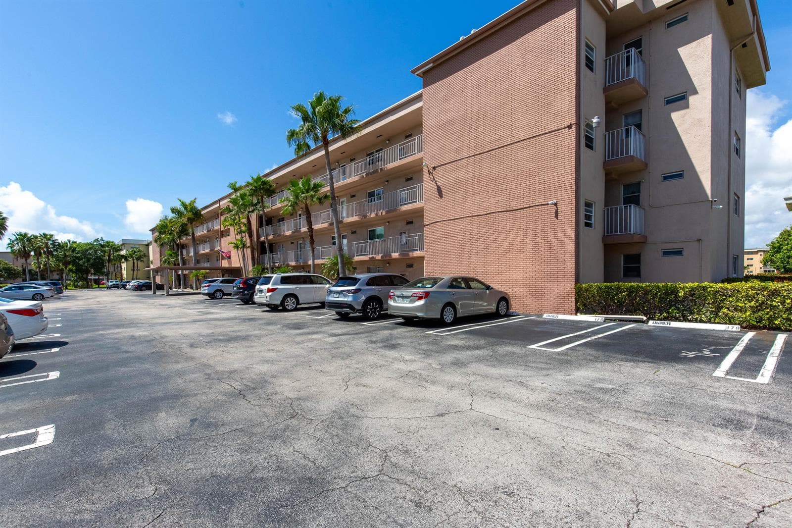 2615 NE 1st Court # 411, Boynton Beach FL 33435 photo 2