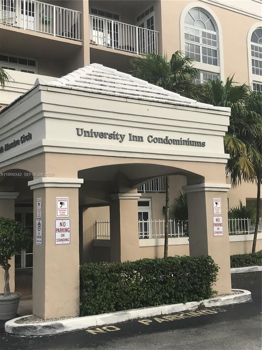 1280 S Alhambra Cir # 1111B, Coral Gables FL 33146