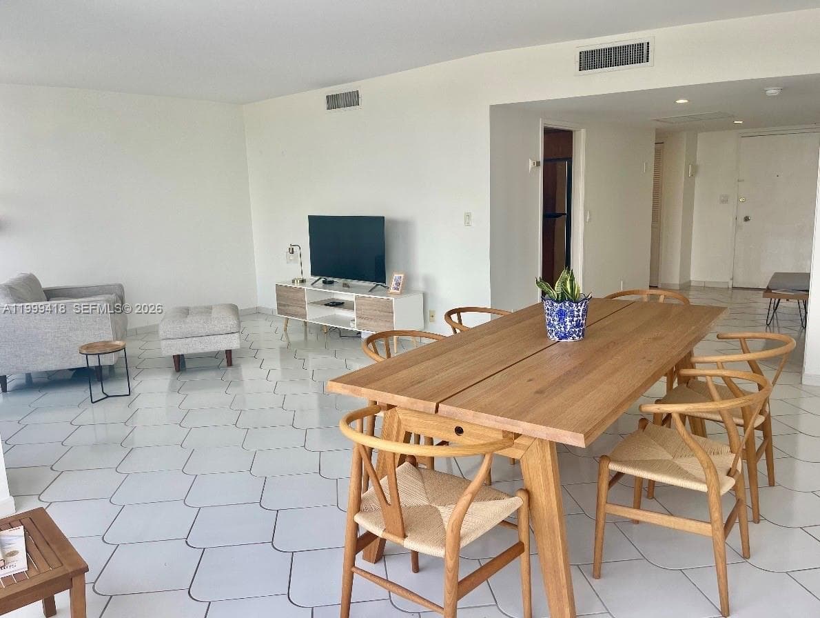 900 Bay Dr # 311, Miami Beach FL 33141 photo 4