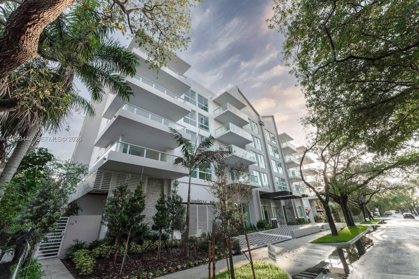 1850 Monroe St # 403, Hollywood FL 33020