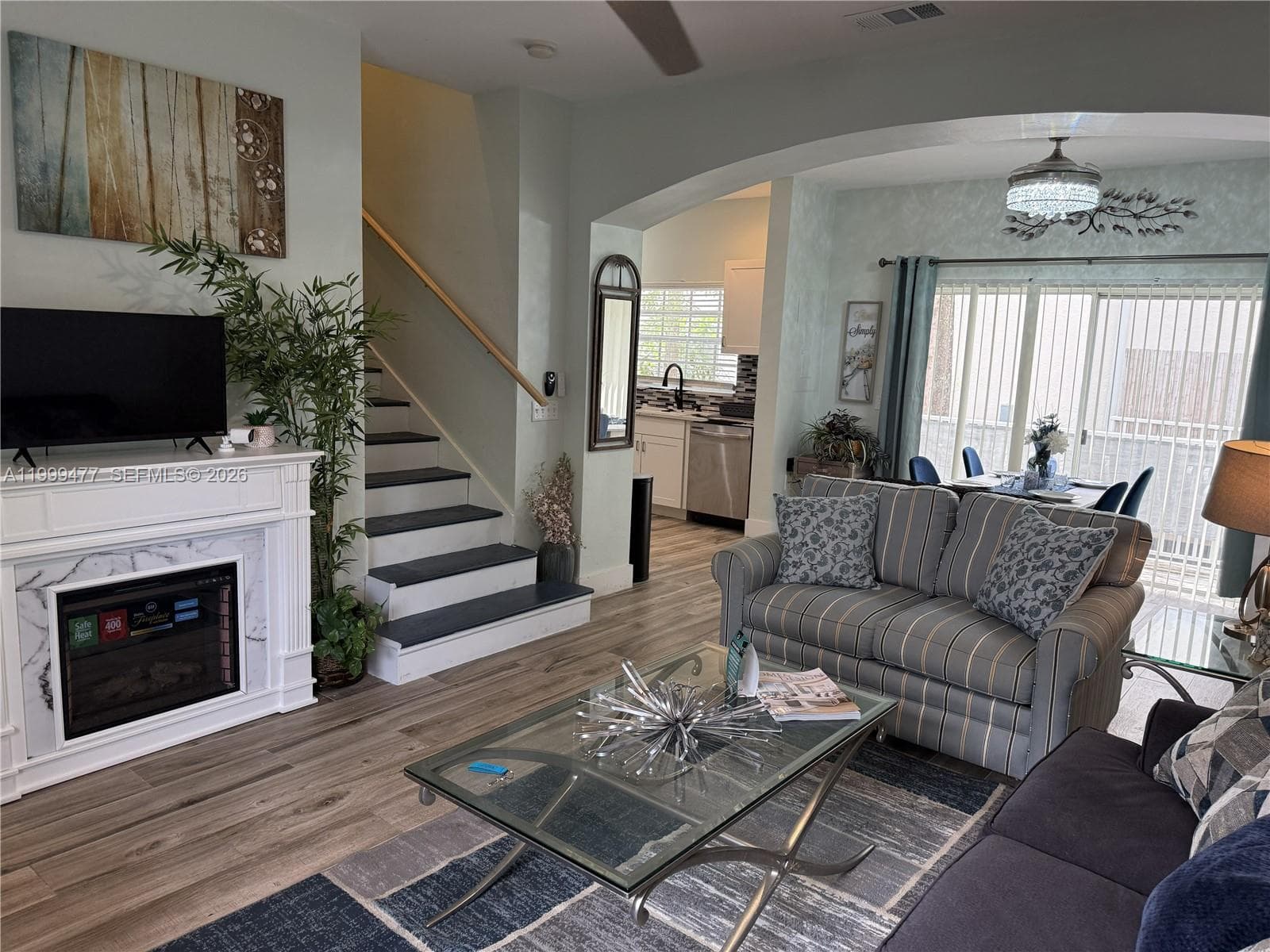 3304 Lisa Ln # 102, Naples FL 34109