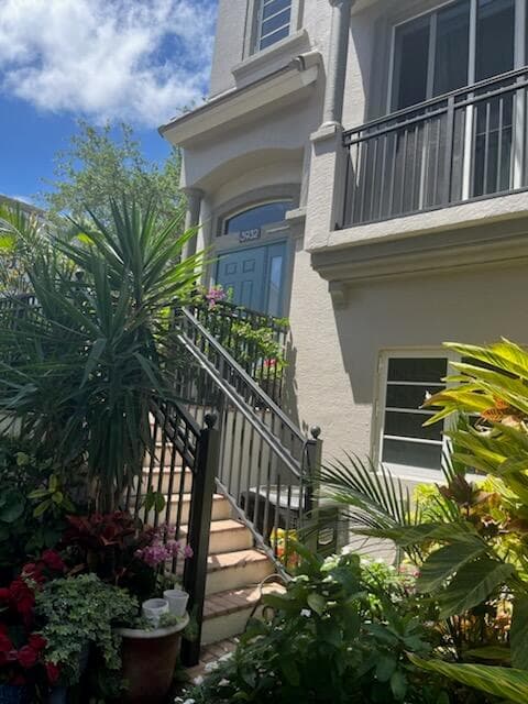 3932 Coral Heights Way, Oakland Park FL 33308 photo 2