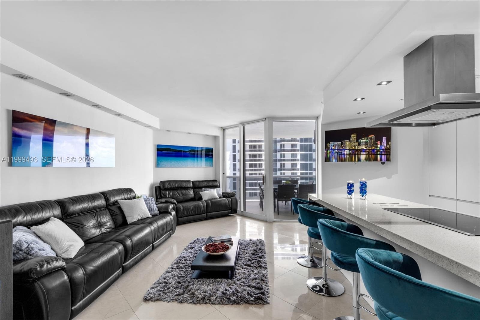4775 Collins Ave # 3608, Miami Beach FL 33140 photo 2