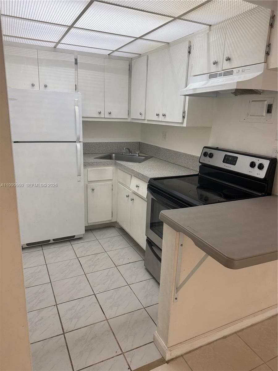 201 SE 6th Ave # 7, Pompano Beach, FL 33060