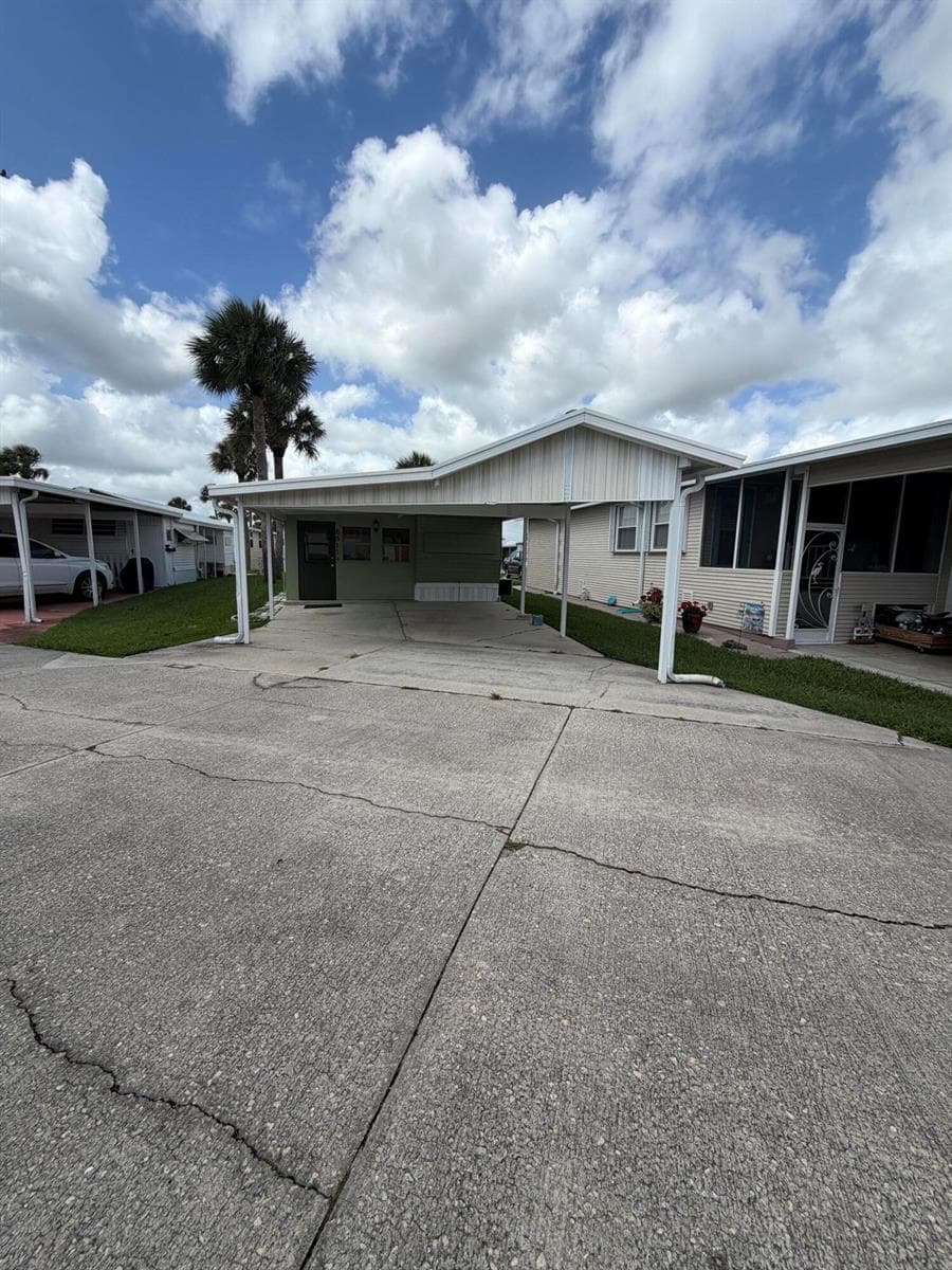 6511 SE 56th Street, Okeechobee FL 34974 photo 2