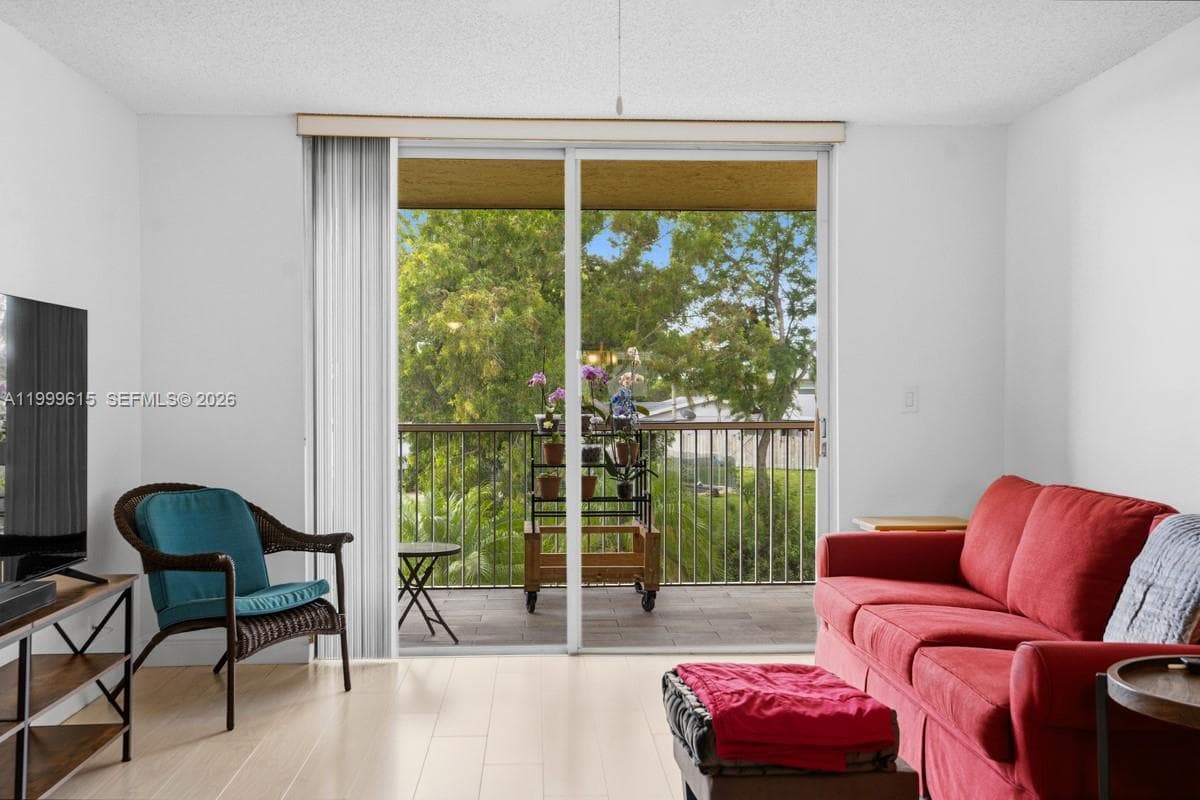 6870 Royal Palm Blvd # 209M, Margate FL 33063 photo 3