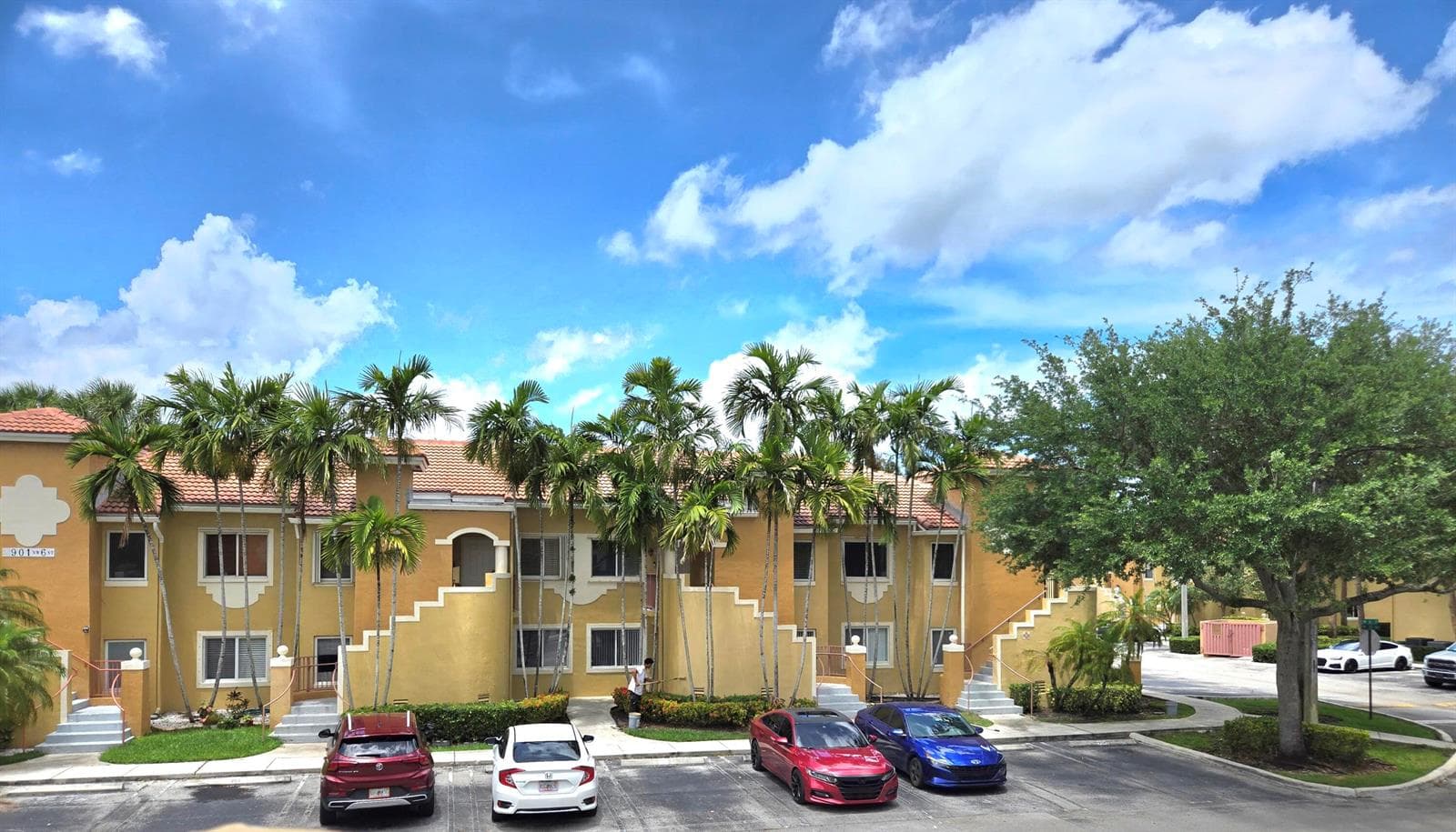 7900 NW 6th Street # 205, Pembroke Pines FL 33024