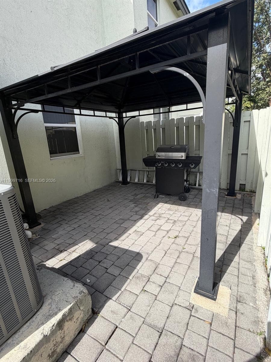 133 SE 28 # 8, Homestead FL 33033 photo 5