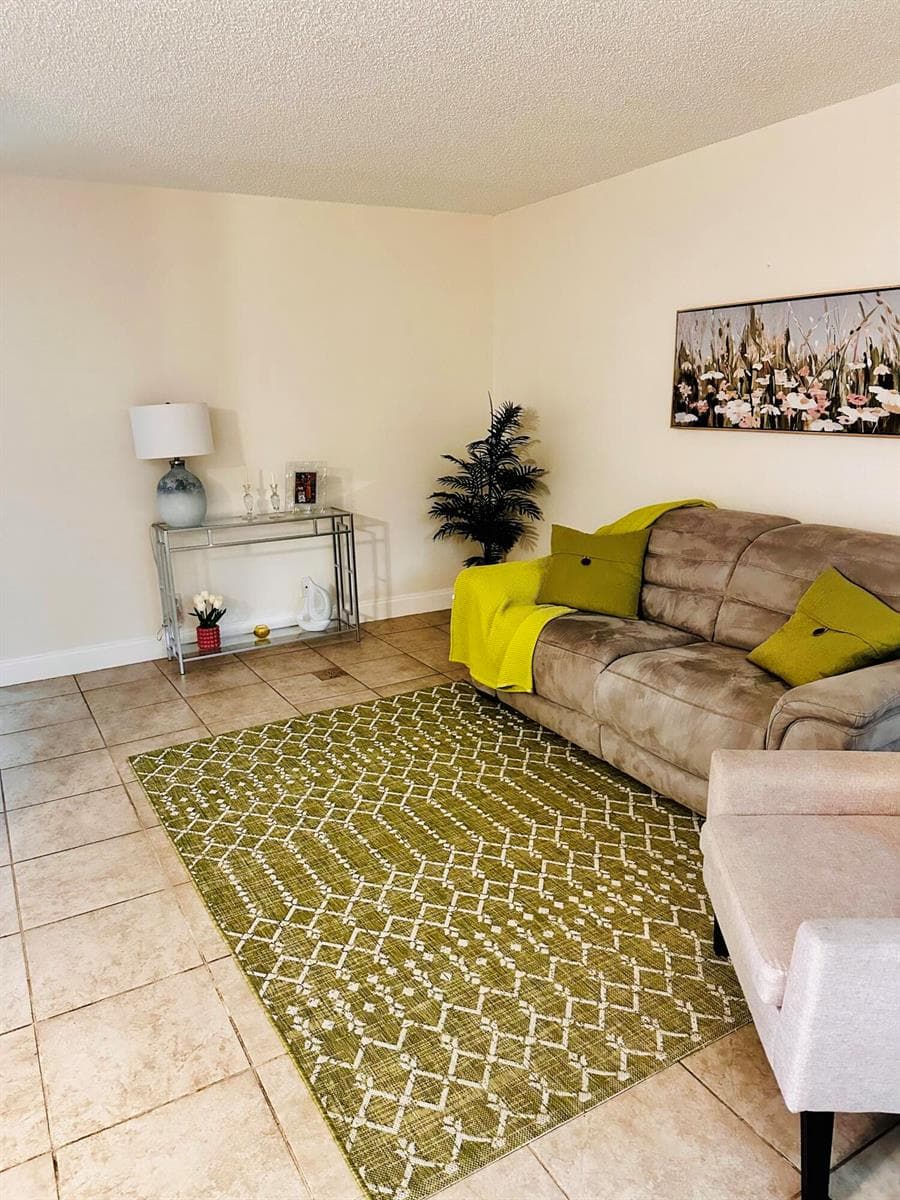 13500 SW 1st Street # 111u, Pembroke Pines FL 33027 photo 3