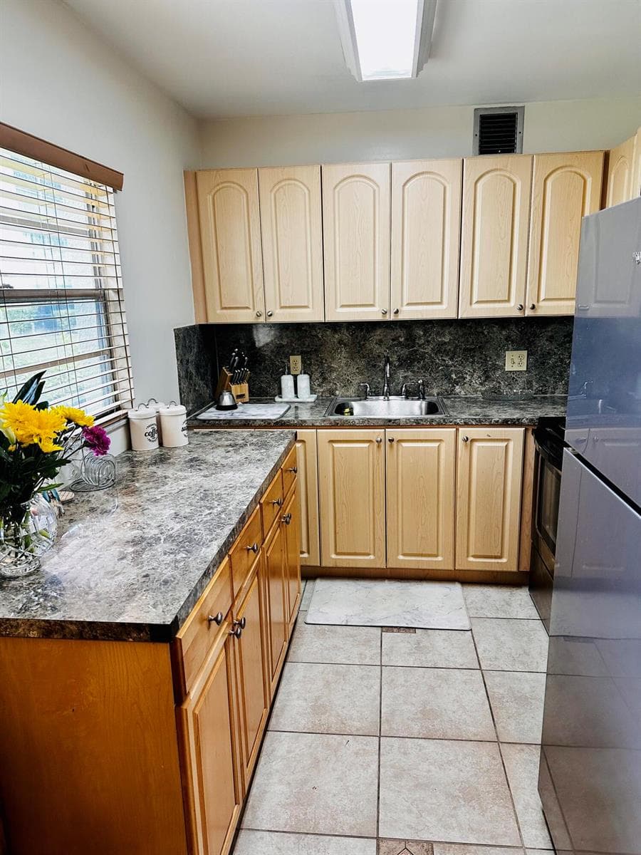 13500 SW 1st Street # 111u, Pembroke Pines FL 33027 photo 4
