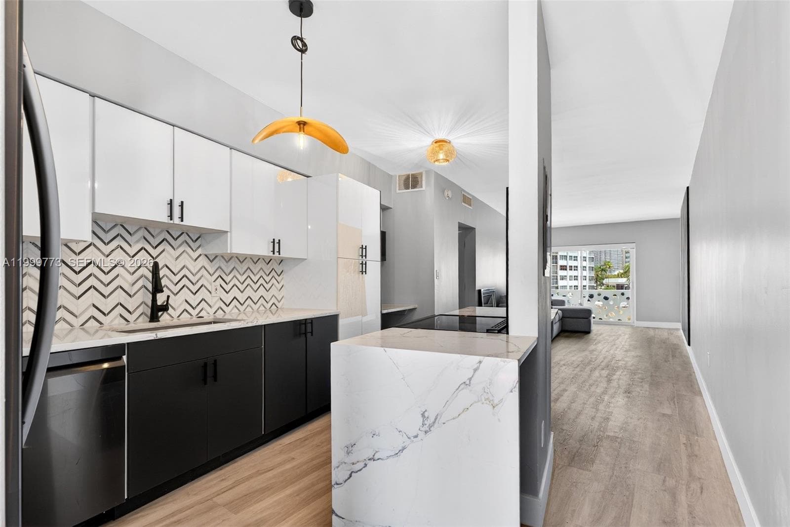 2500 Diana Dr # 216, Hallandale Beach FL 33009 photo 3