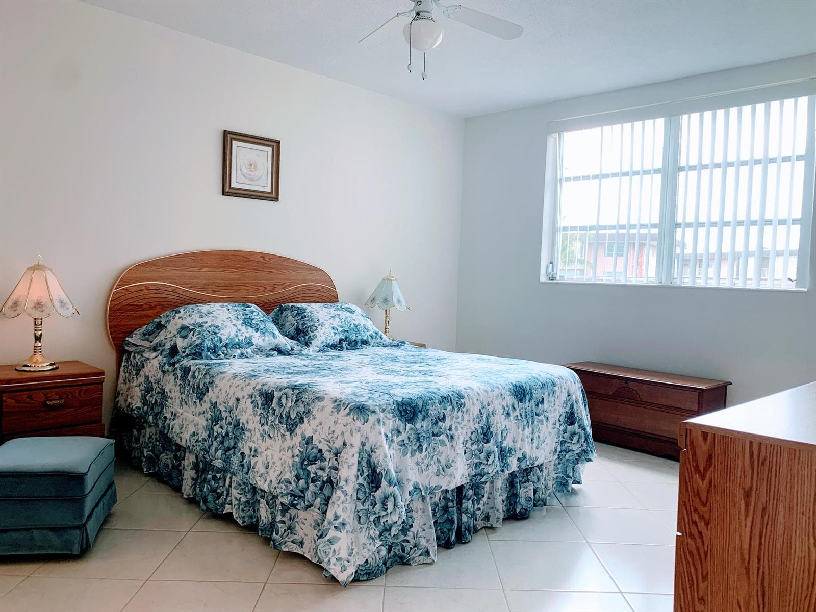 2800 NW 47th Terrace # 304, Lauderdale Lakes FL 33313 photo 2