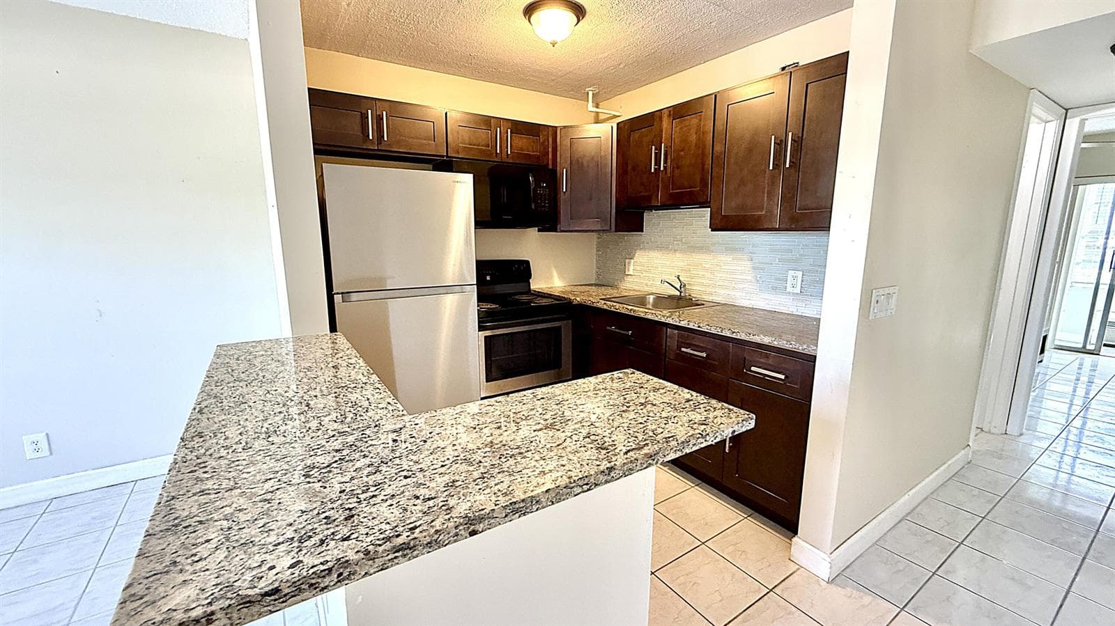 79 Lyndhurst D, Deerfield Beach FL 33442 photo 5