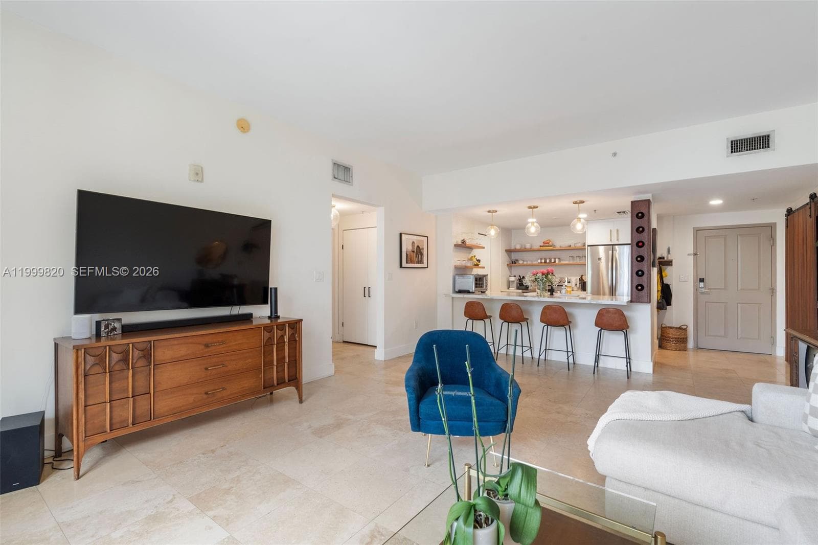 2650 SW 37th Ave # 406, Miami FL 33133 photo 2