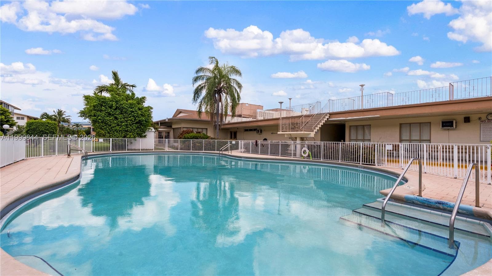 16900 NE 14th Ave # 204, Miami FL 33162