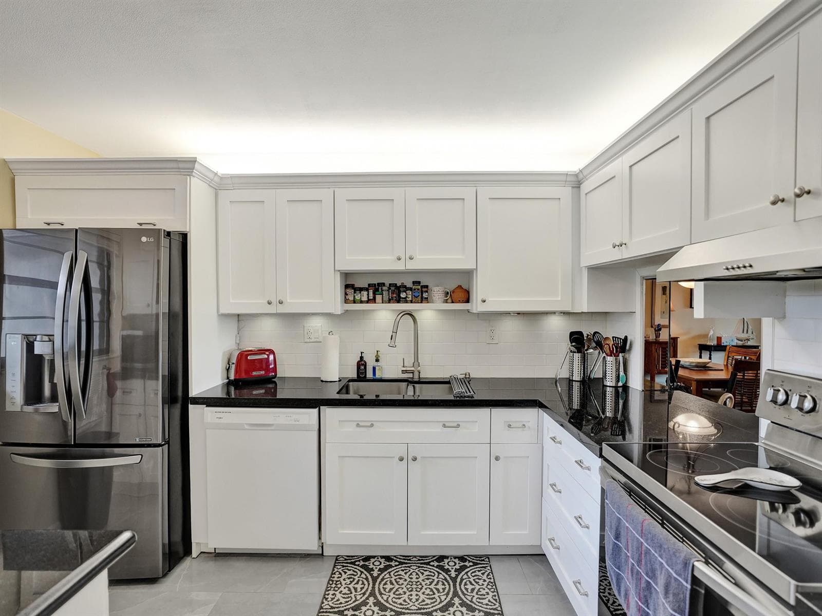 6080 N Sabal Palm Boulevard Unit 305, Tamarac FL 33319 photo 4