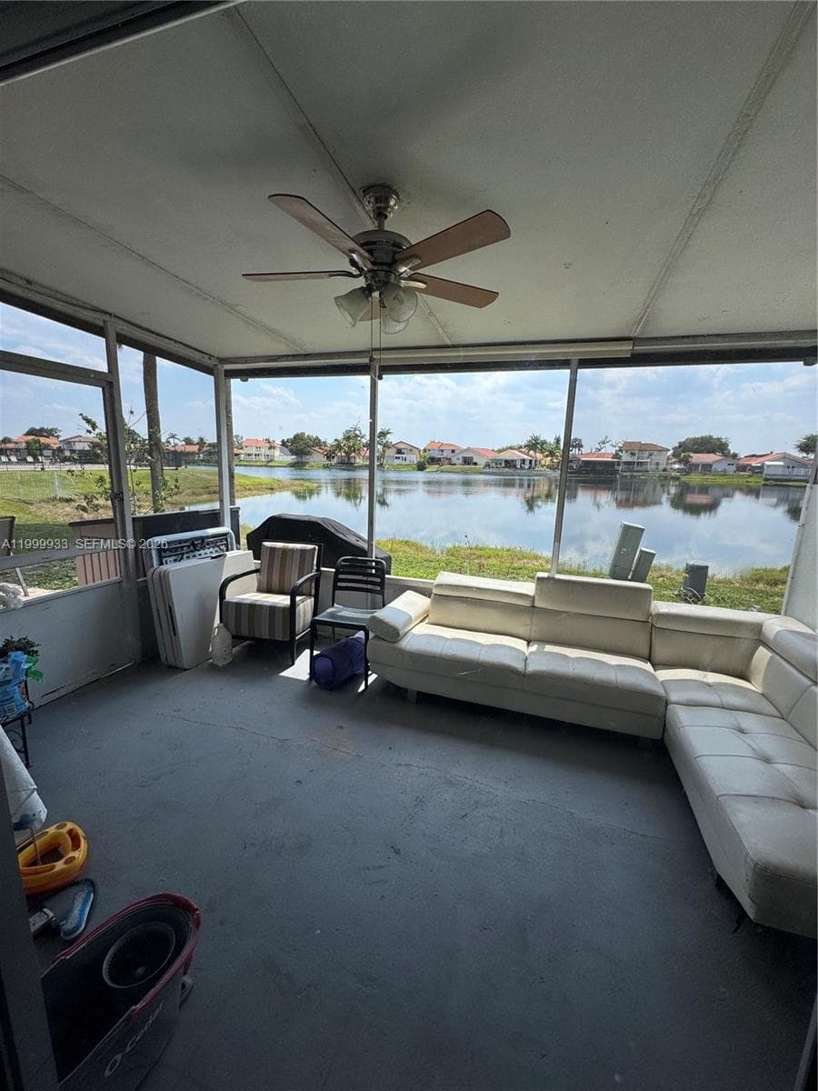 8270 NW 191st Ln # 13L, Hialeah FL 33015 photo 4