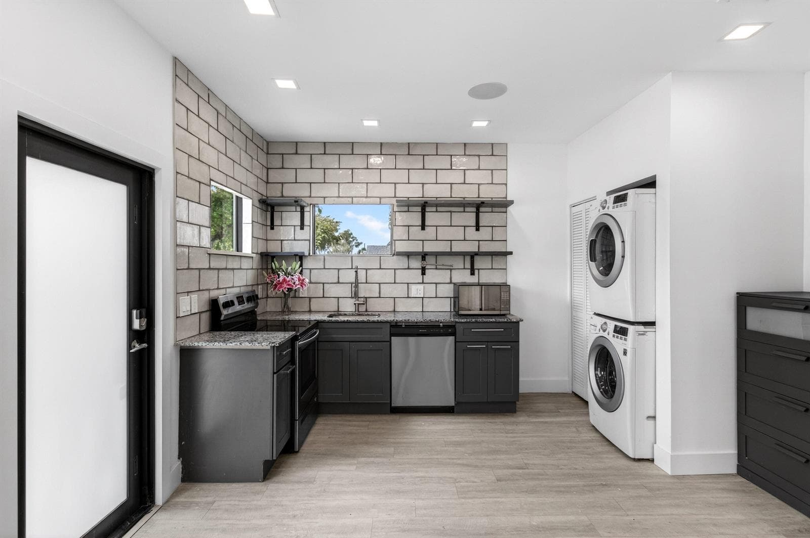 517 NW 1st Street, Delray Beach FL 33444 photo 4