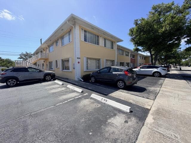 5820 NE 22nd Way # 629, Fort Lauderdale FL 33308 photo 2