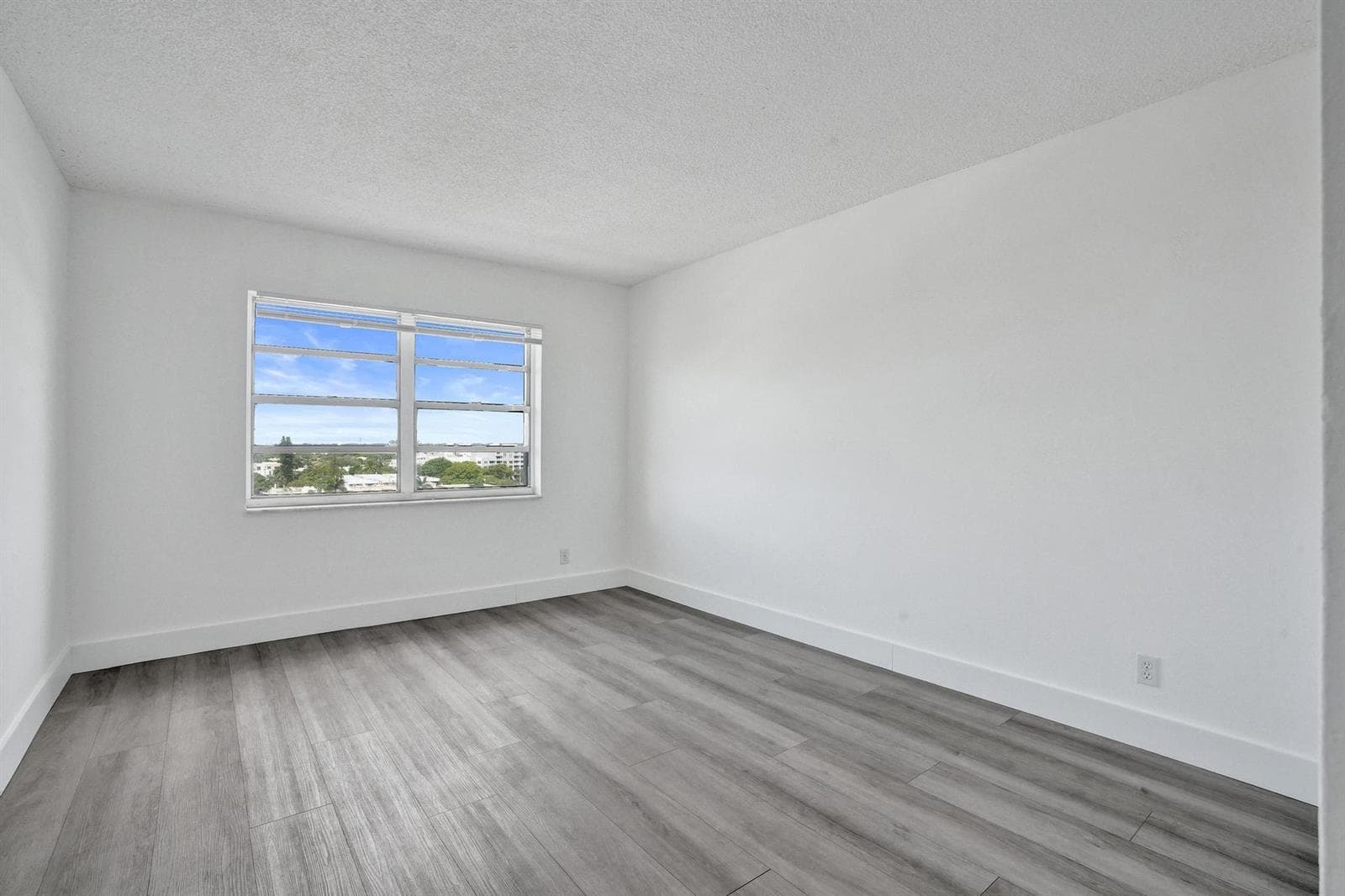 900 NE 18th Avenue # 1004, Fort Lauderdale FL 33304 photo 3