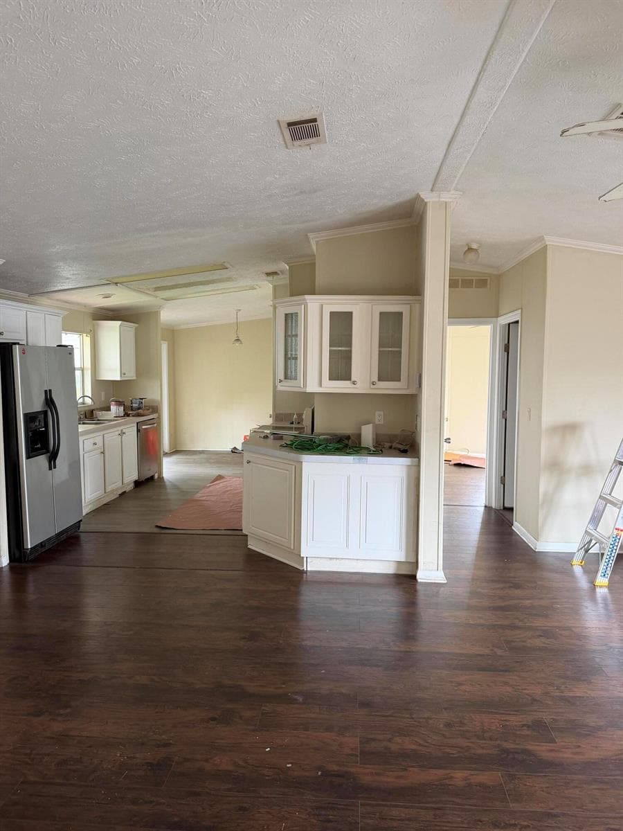 8557 SW 18th Street, Davie FL 33324 photo 4