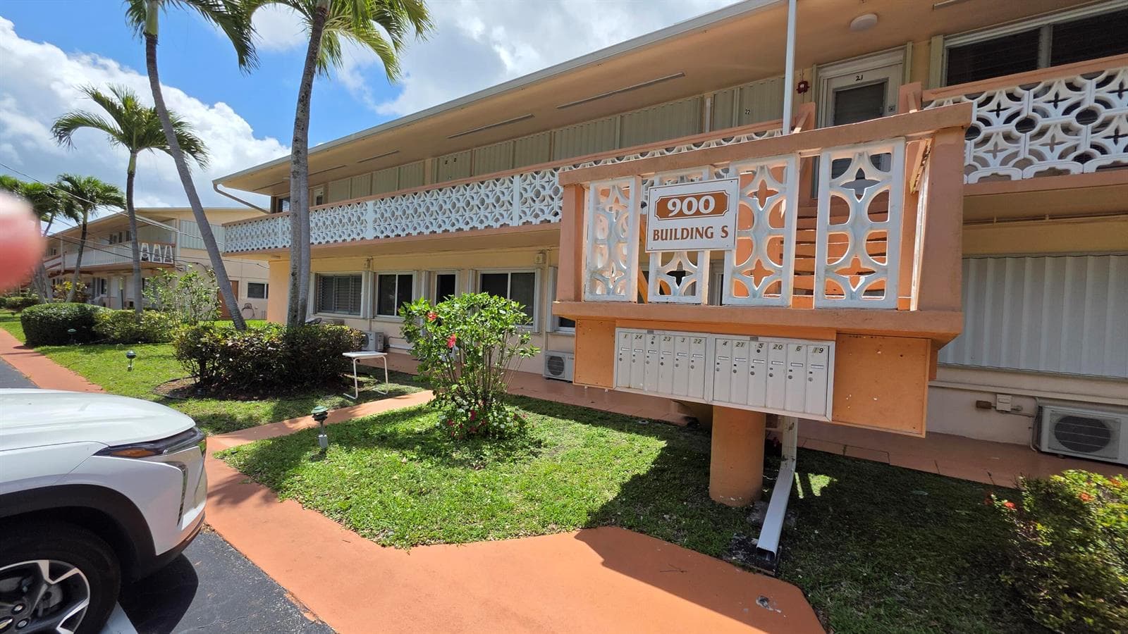 900 SW 10th Terrace # 2s, Hallandale Beach FL 33009 photo 3