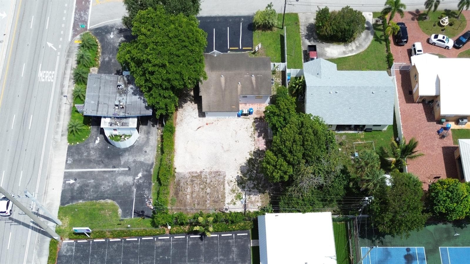 840 NW 33rd Street, Oakland Park FL 33309 photo 3