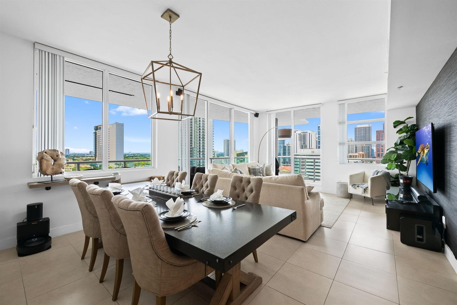 315 NE 3rd Avenue # 1506, Fort Lauderdale FL 33301 photo 2