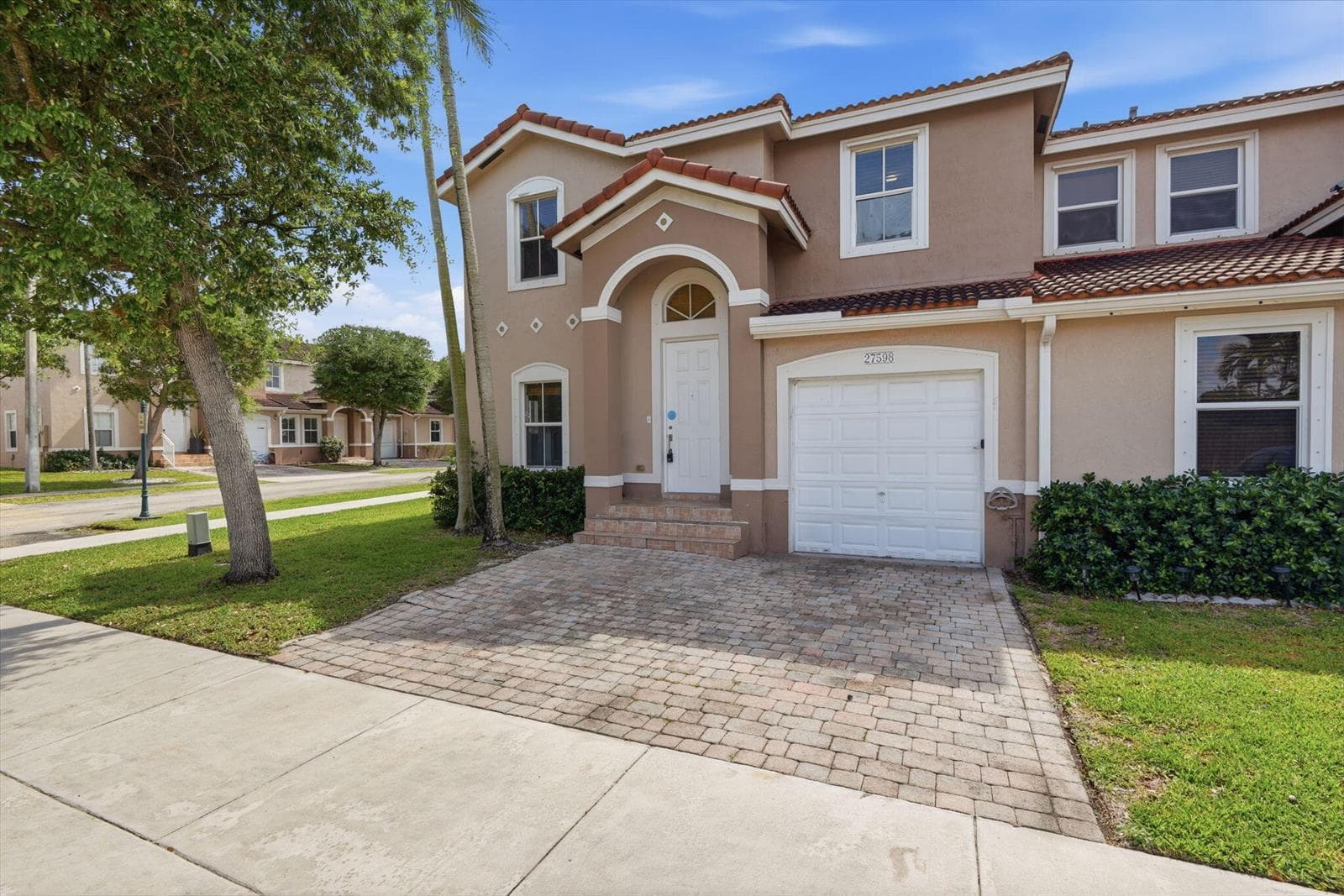 27598 SW 138th Avenue, Homestead FL 33032 photo 2