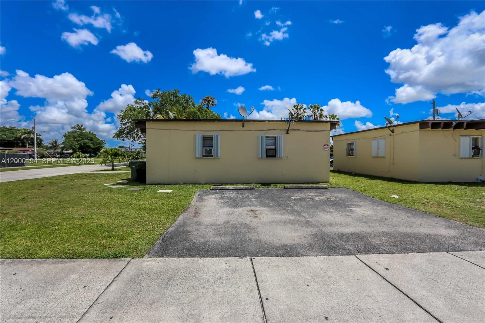 720 SW 6th St, Homestead FL 33030 photo 3