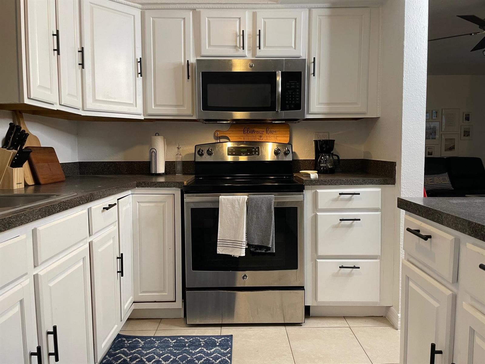 1067 SW 3rd Street, Hallandale Beach FL 33009 photo 2