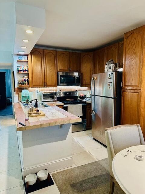 1150 NW 30th Court NW # 203, Wilton Manors FL 33311 photo 5