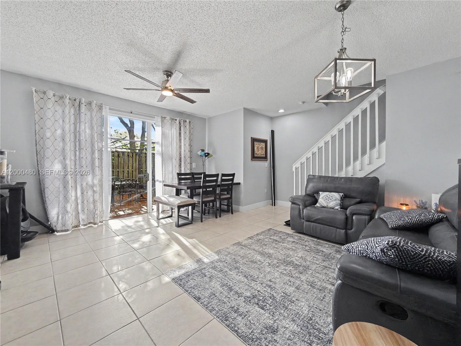 1033 NE 42nd Pl, Homestead FL 33033 photo 2
