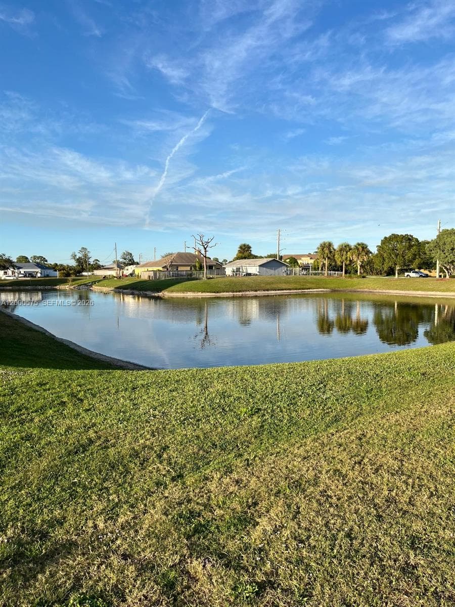 1637 SW Taurus Ln, Port St. Lucie FL 34984 photo 4