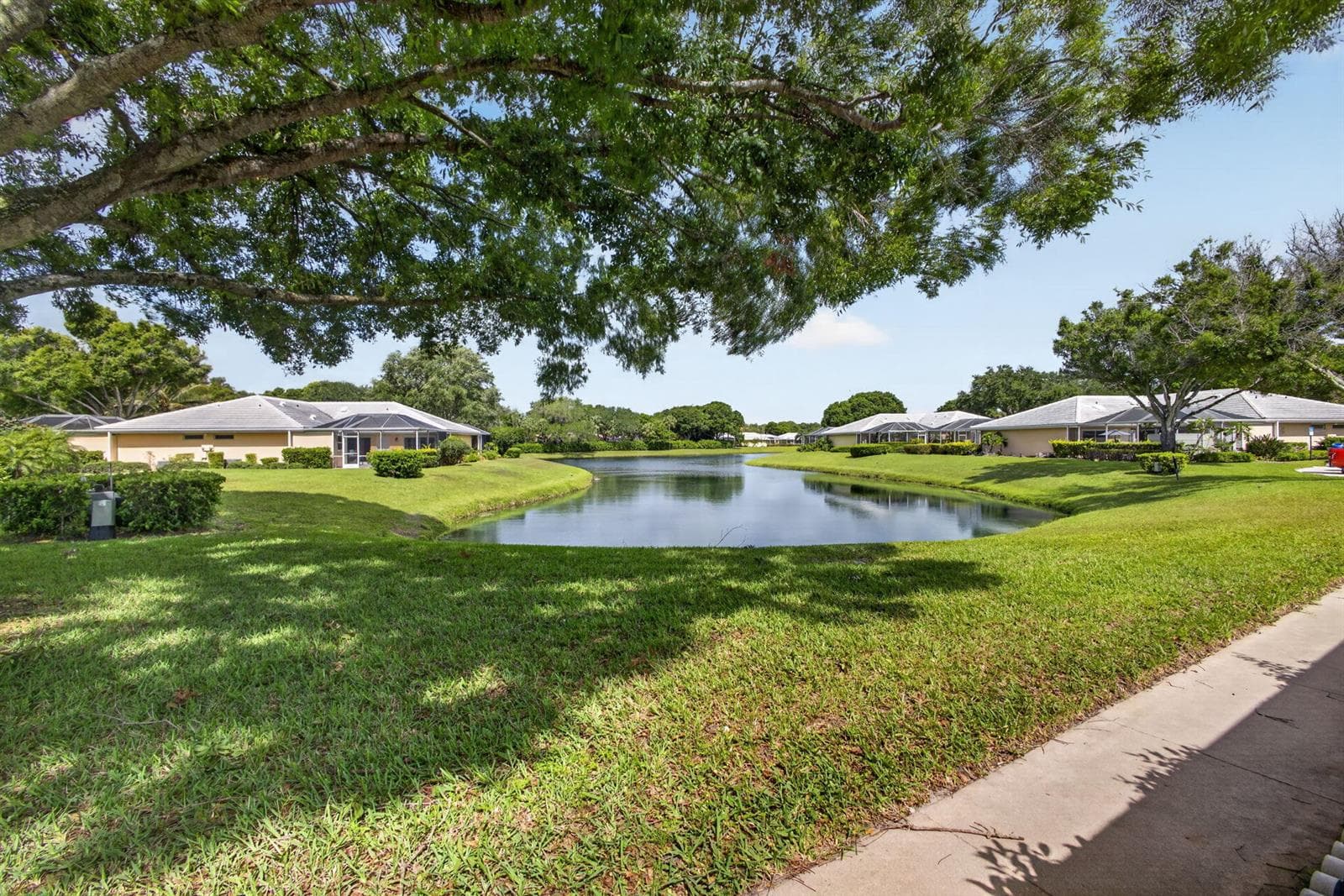 1504 Springdale Court, Palm Beach Gardens FL 33403 photo 2