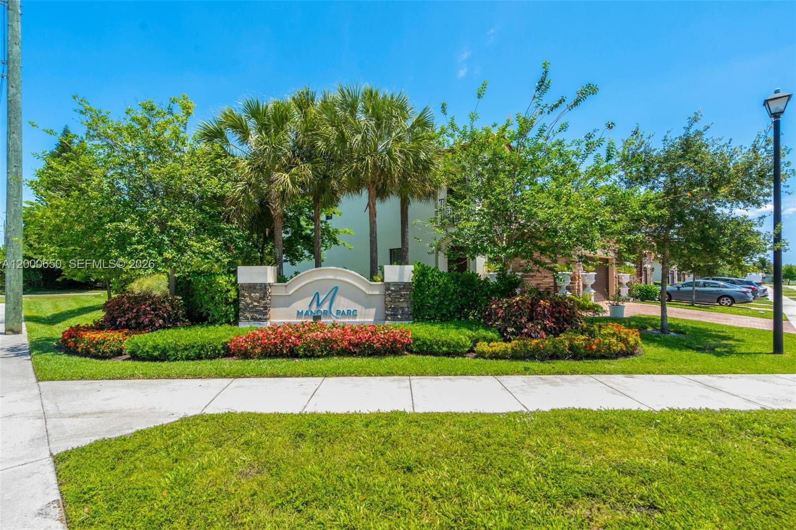 5113 NW 52nd St, Tamarac FL 33319 photo 3