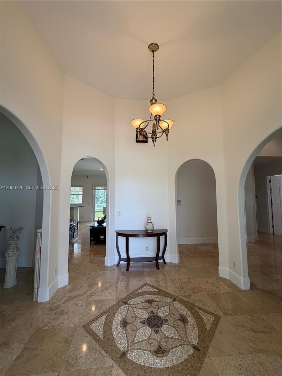 4810 SW 198th Ter, Southwest Ranches FL 33332 photo 2