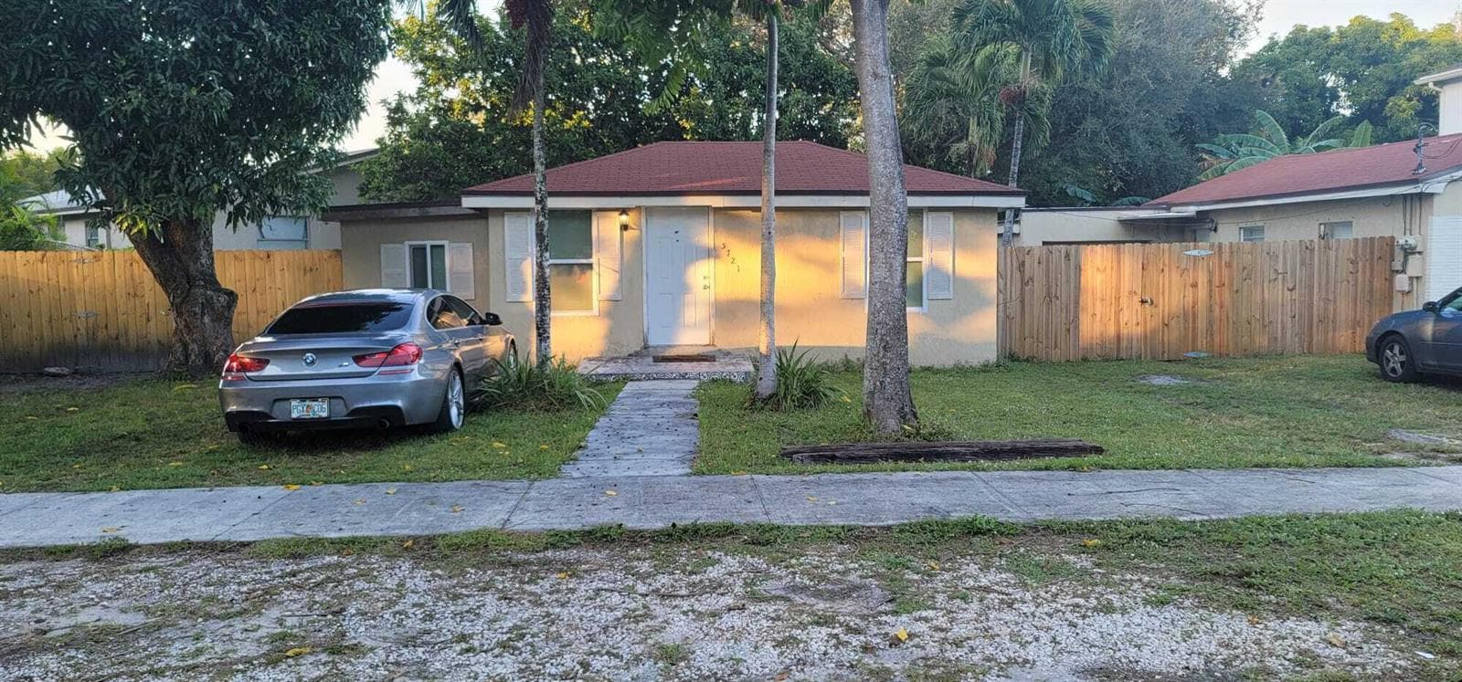 5721 Fillmore Street, Hollywood FL 33021 photo 2