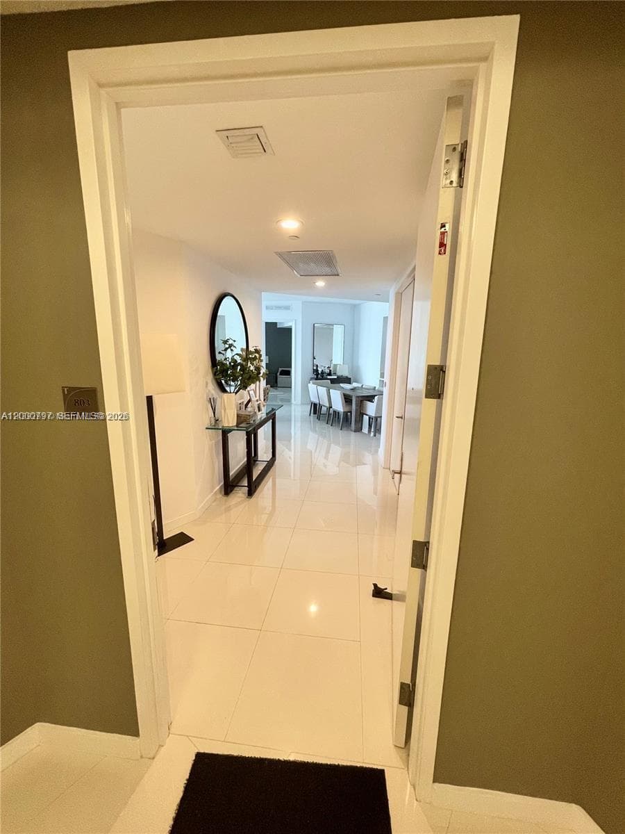 15811 Collins Ave # 803, Sunny Isles Beach, FL 33160 photo 3