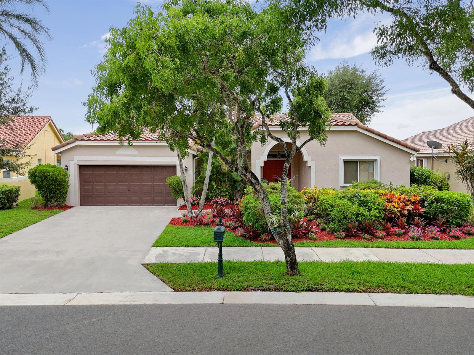 1968 Water Ridge Drive, Weston FL 33326 photo 3