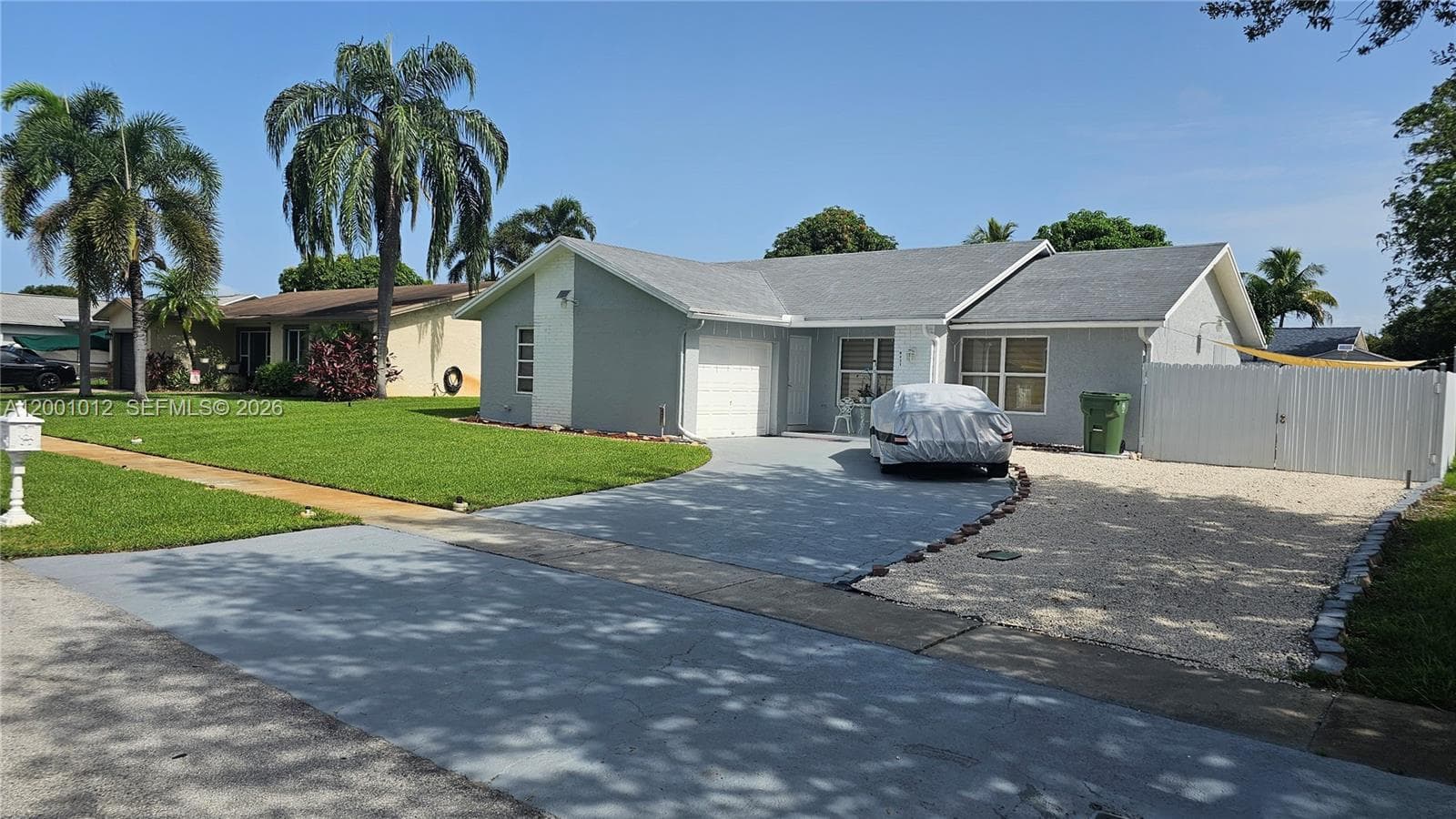 8421 NW 8th St, Pembroke Pines FL 33024 photo 4