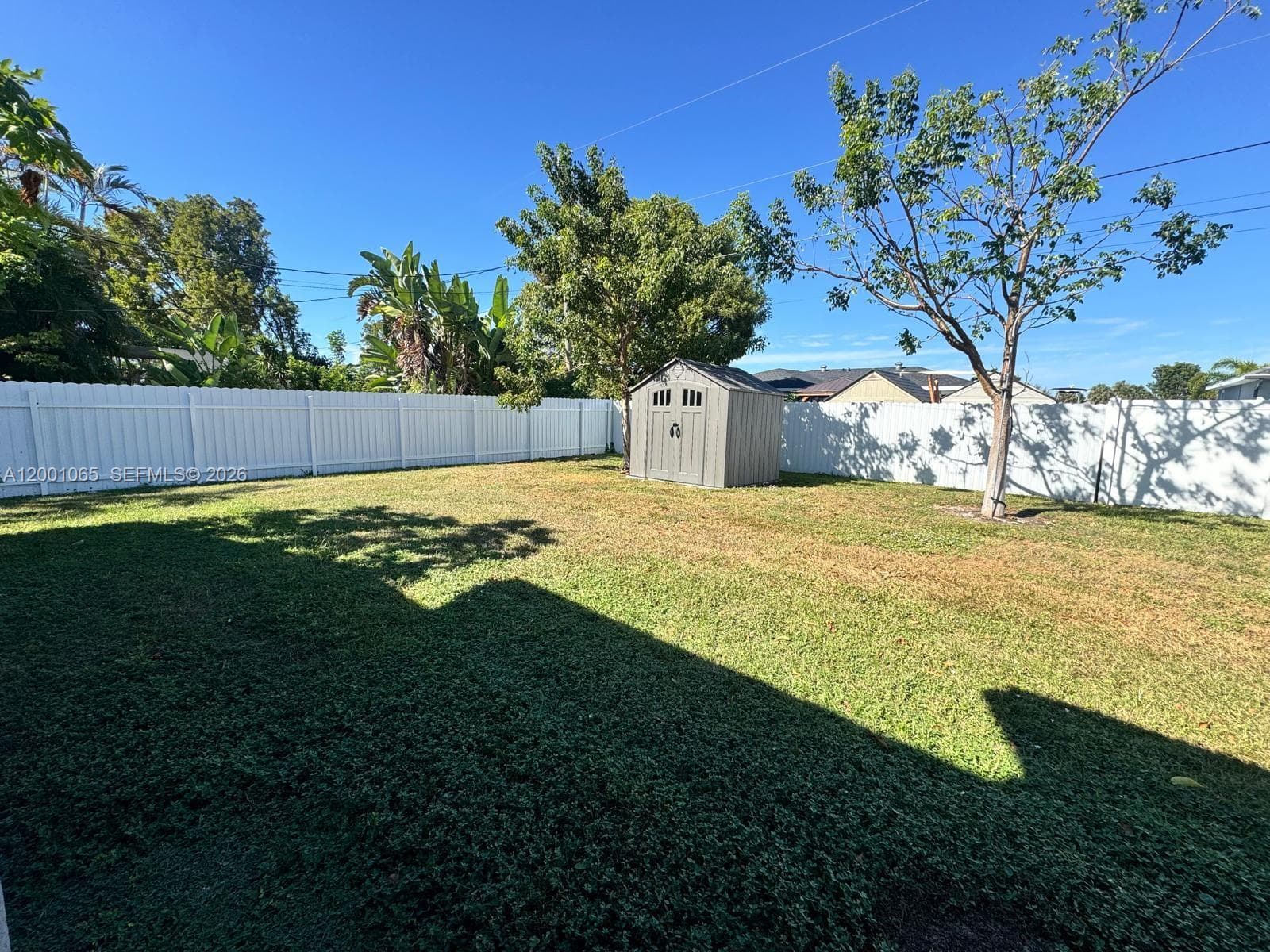 209 SE 26TH TER, Cape Coral FL 33904-2766 photo 4