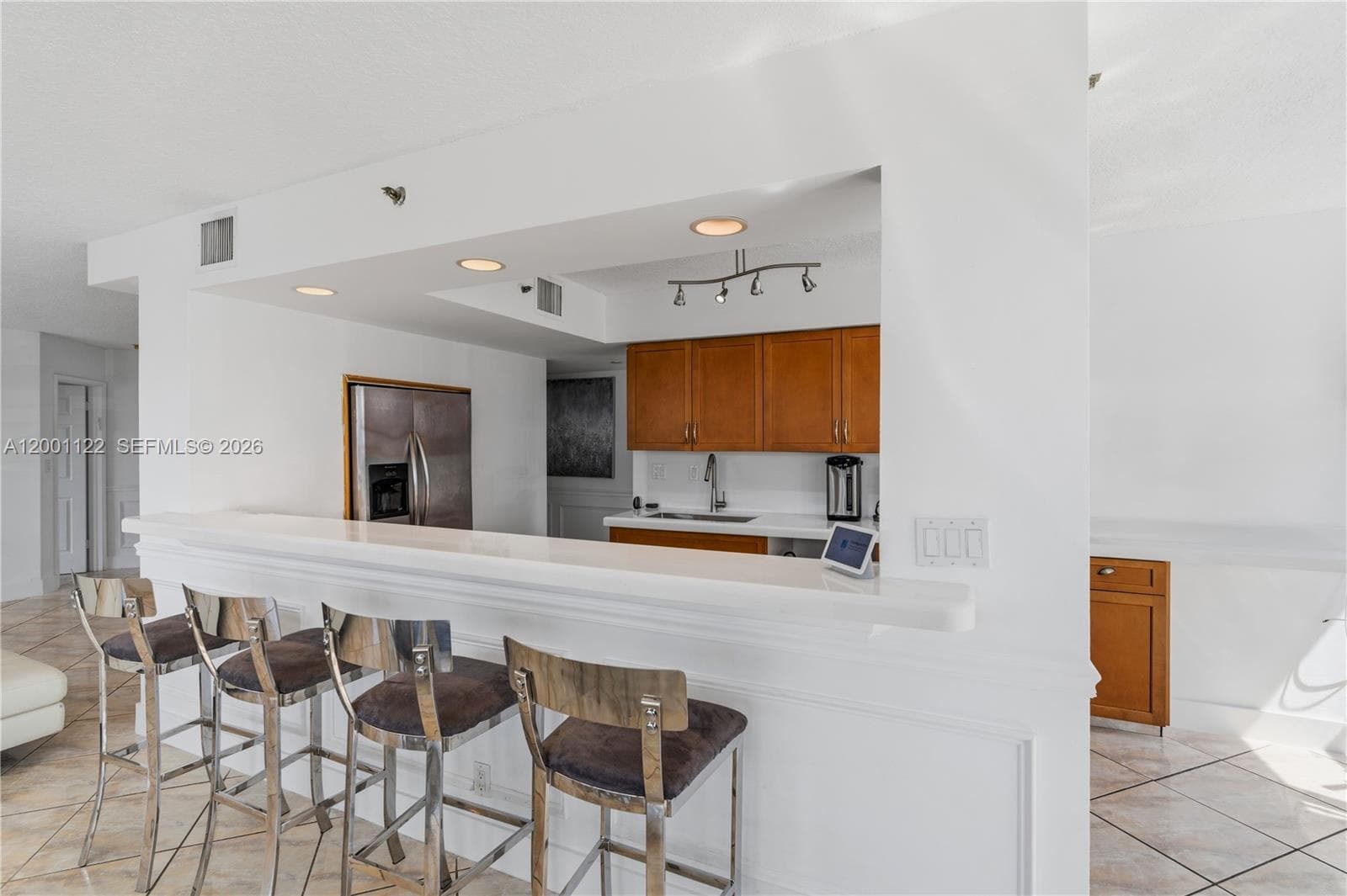 3600 Mystic Pointe Dr # 513, Aventura FL 33180 photo 2