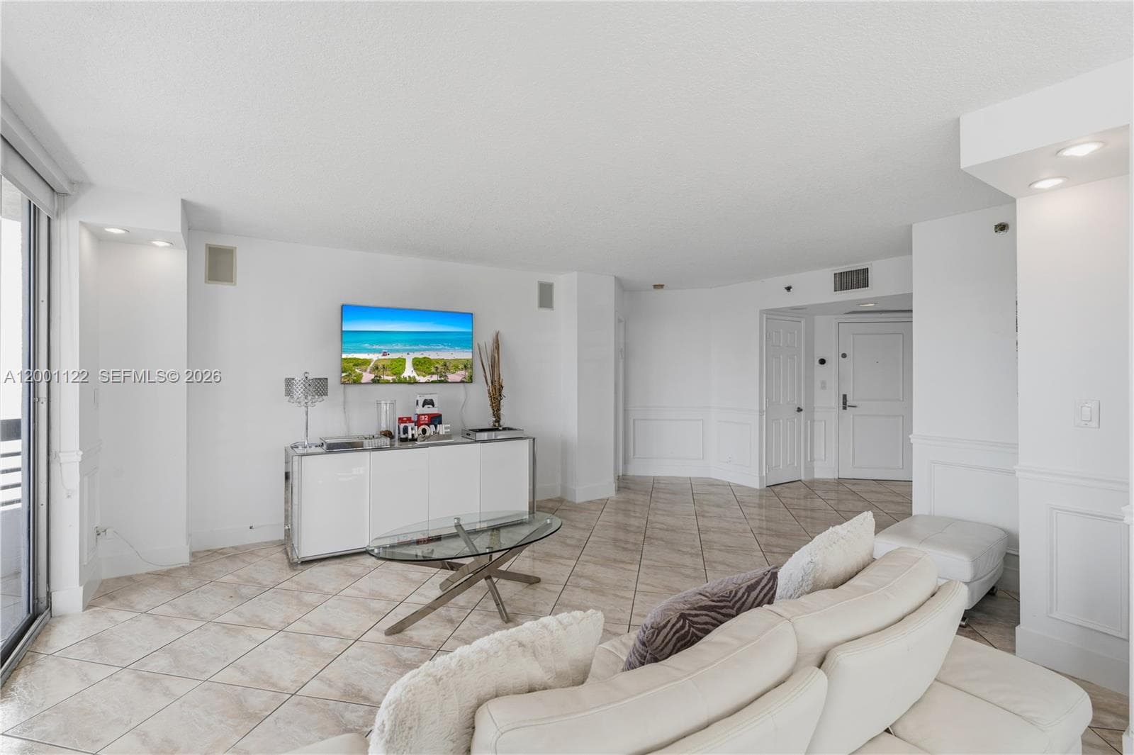 3600 Mystic Pointe Dr # 513, Aventura FL 33180 photo 3