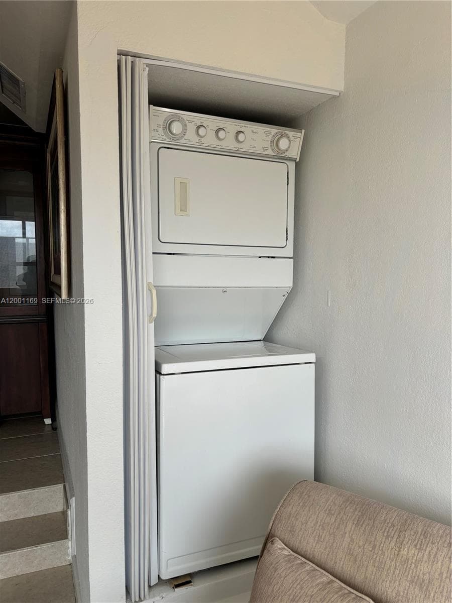 10900 SW 104th St # 303, Miami FL 33176 photo 5